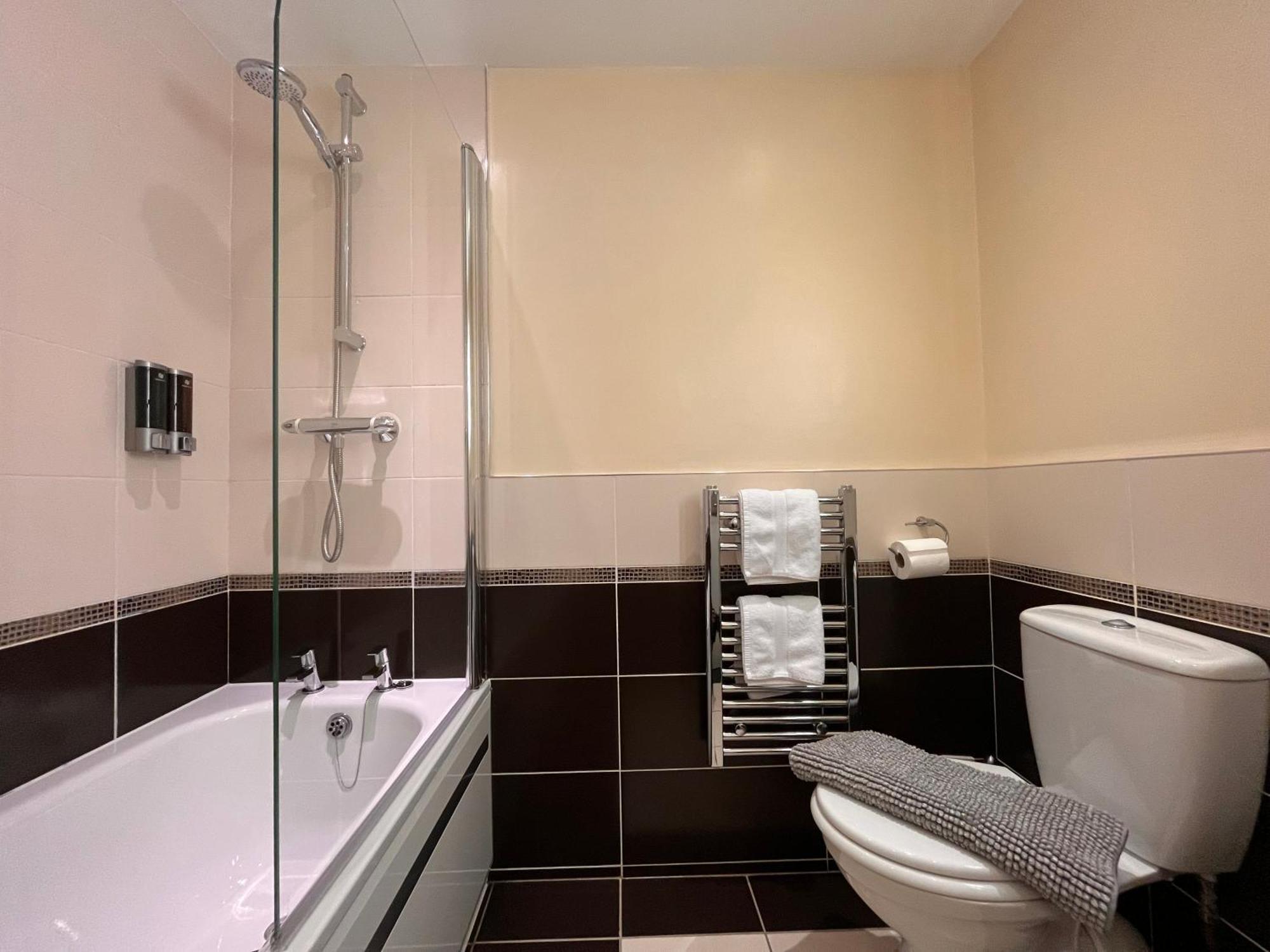 Bowness Bay Suites (Adults Only) Extérieur photo