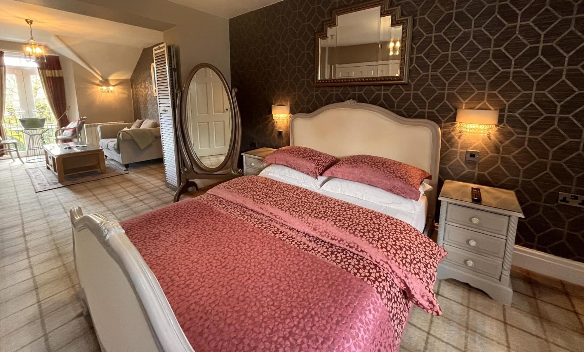 Bowness Bay Suites (Adults Only) Extérieur photo