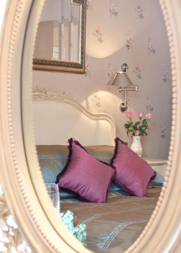 Bowness Bay Suites (Adults Only) Extérieur photo